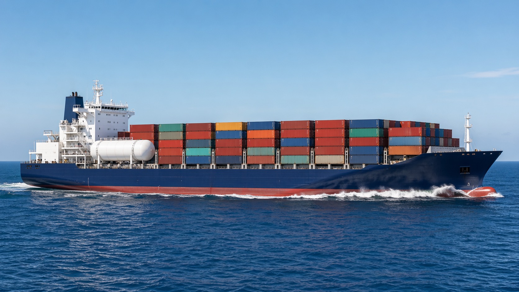 2,500 TEU dual-fuel LNG gearless feeder newbuild
